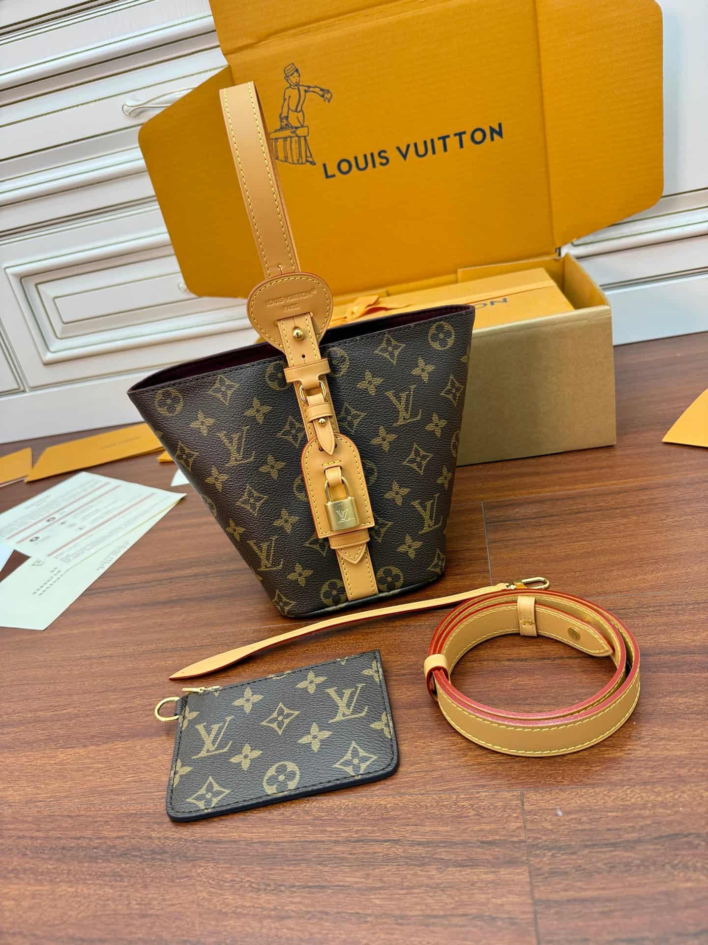 Louis Vuitton All In BB Monogram coated canvas M12925 TOP
