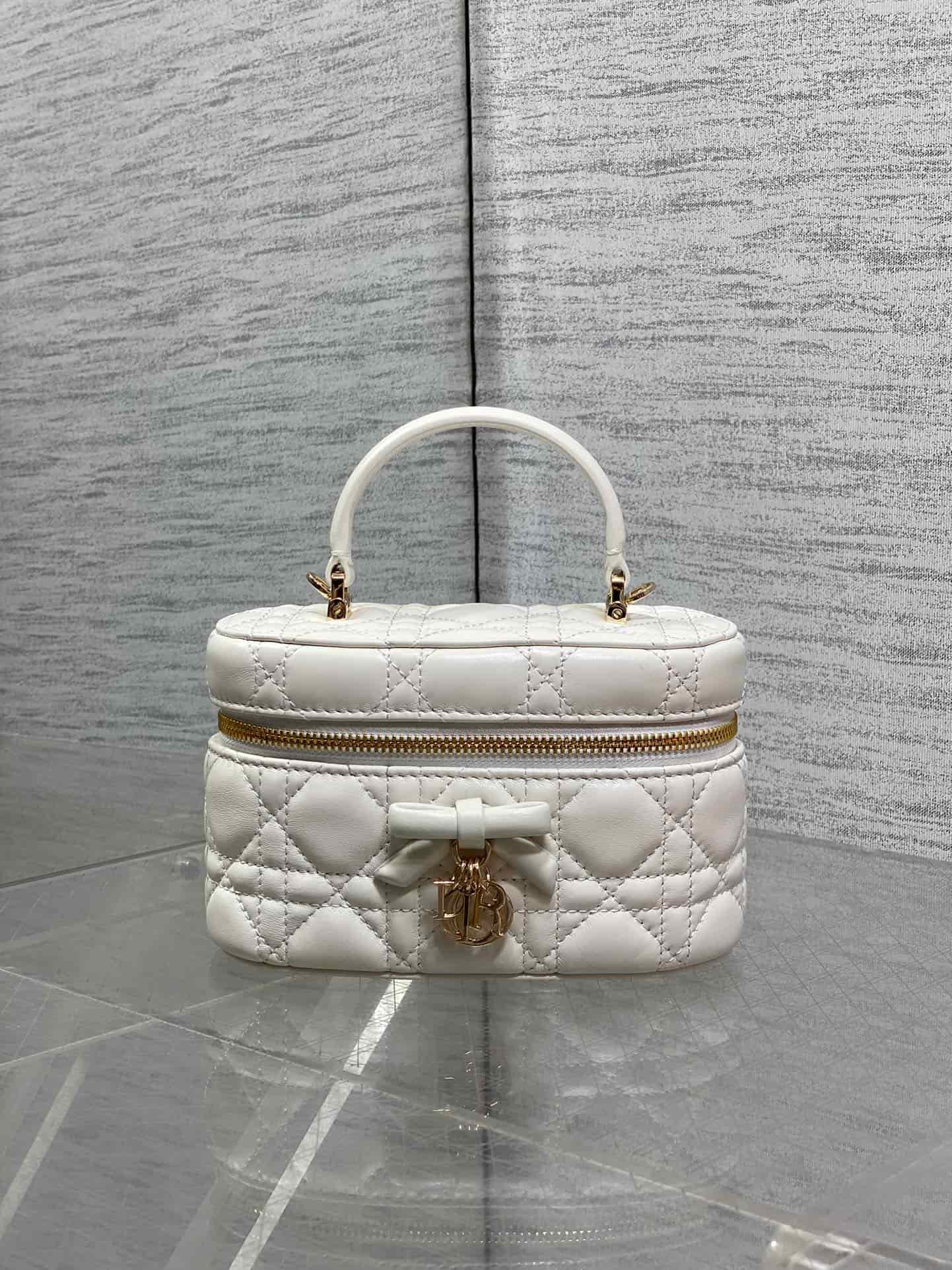 Dior Mini Vanity Latte Cannage Lambskin S2603 High