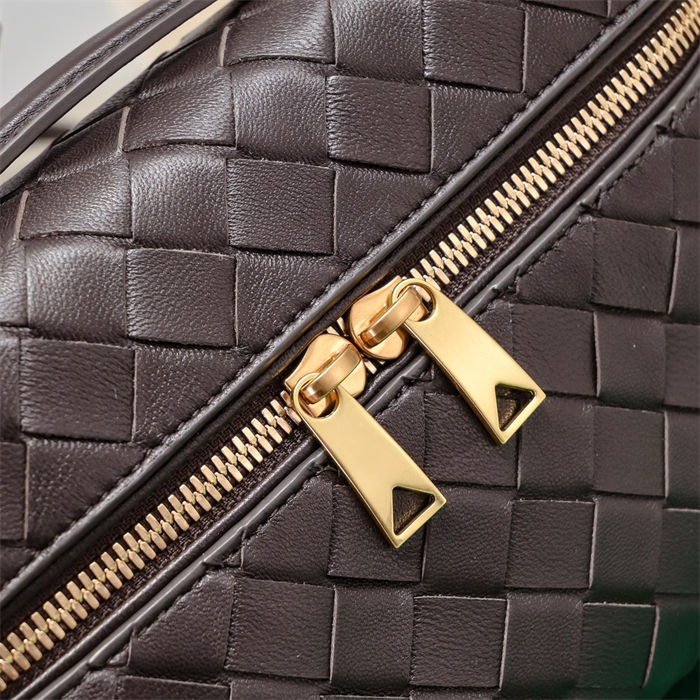 BV Bang Bang Vanity mini intrecciato leather High