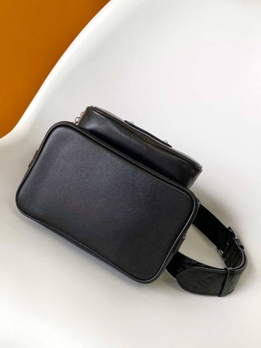 Louis Vuitton Noé Cargo Black Calf leather High M13985 High