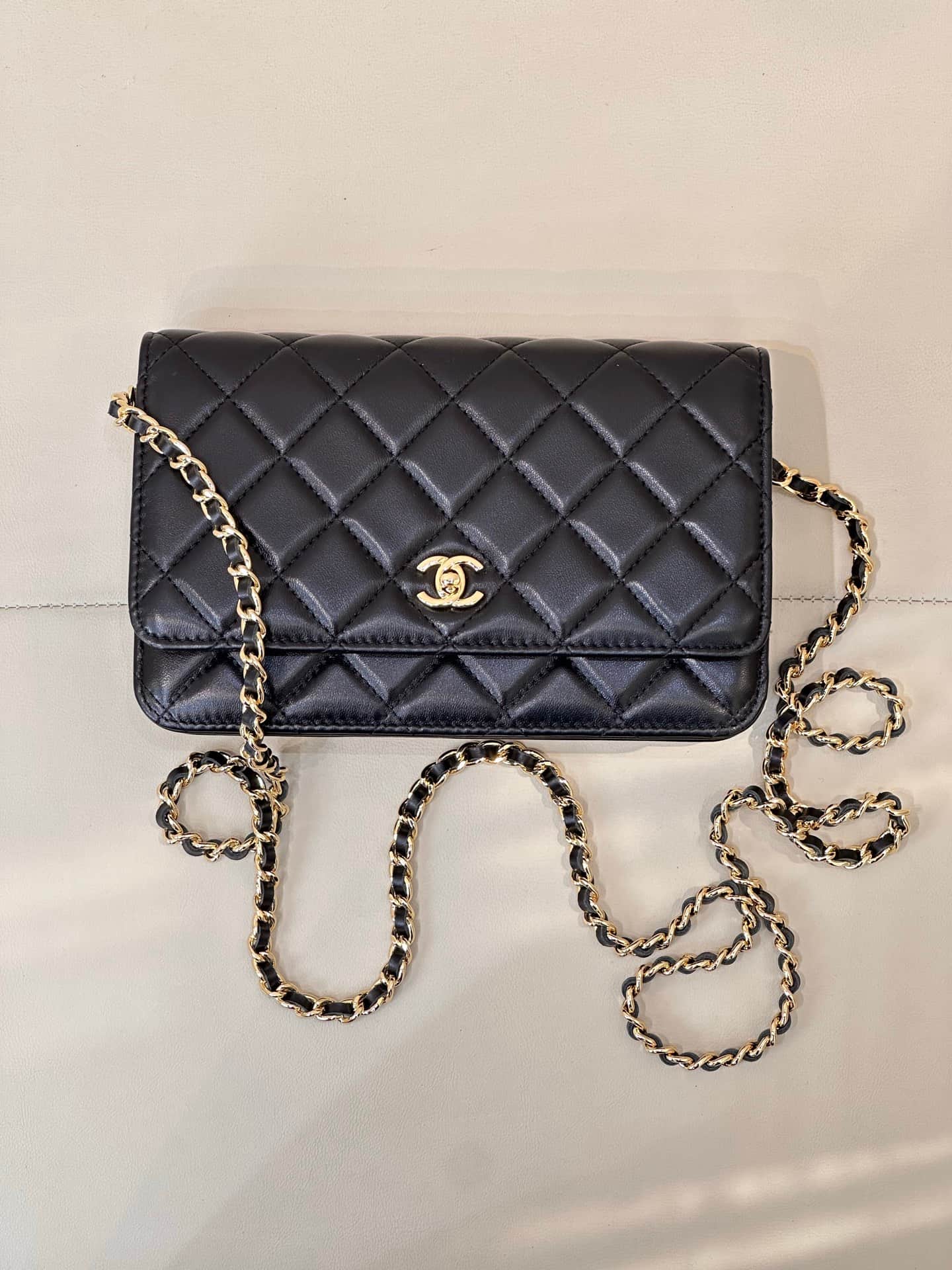 Chanel Classic Wallet on Chain Shiny Lambskin & Gold-Tone Metal AP4241 Black TOP