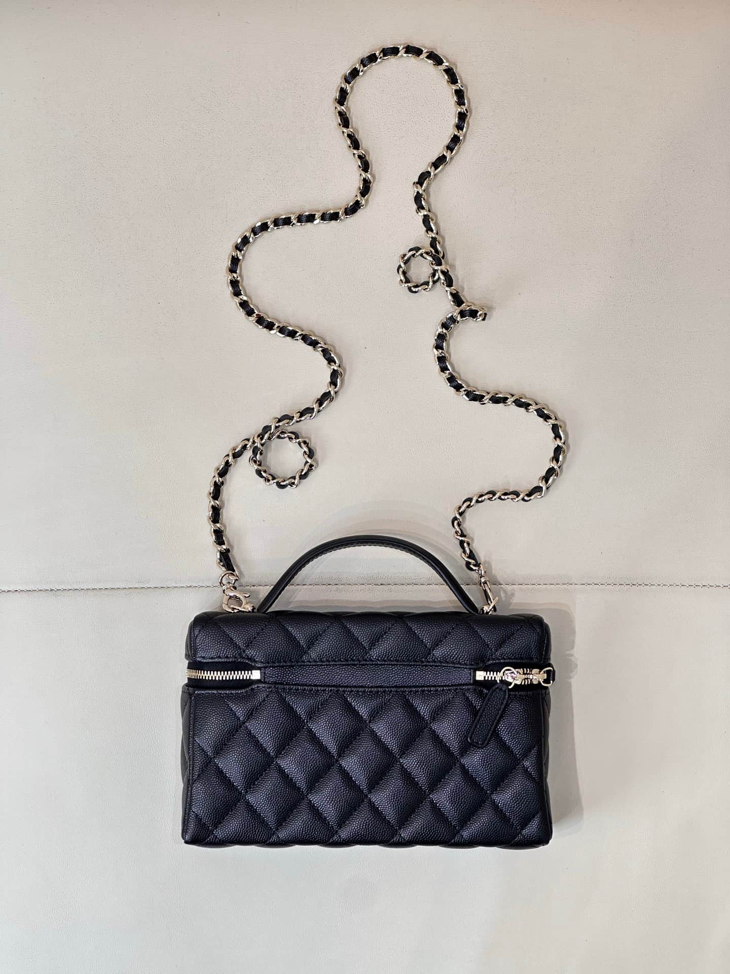 Chanel Classic Vanity with Chain Grained Calfskin & Gold-Tone Metal Black AP4385 TOP