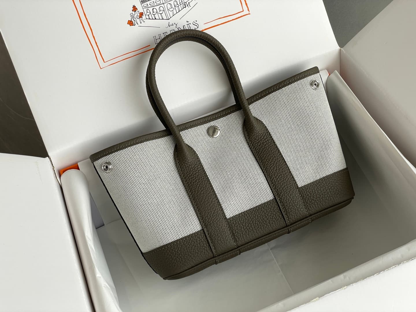 Hermes Garden Party 23 bag in Gris Meyer Togo Leather With Canvas WAX High