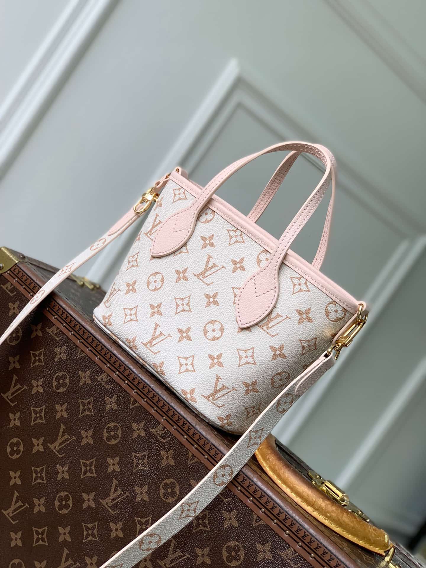 Louis Vuitton Neverfull Inside Out BB Monogram Dune / Pink Cowhide leather M2A466 High