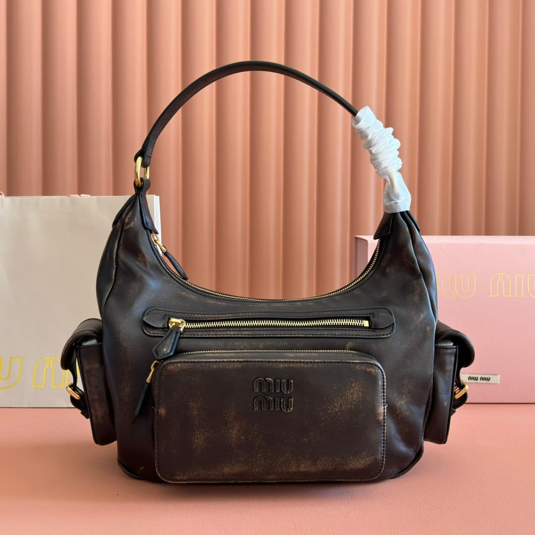Miu Miu Pocket leather shoulder bag 5BC189 High
