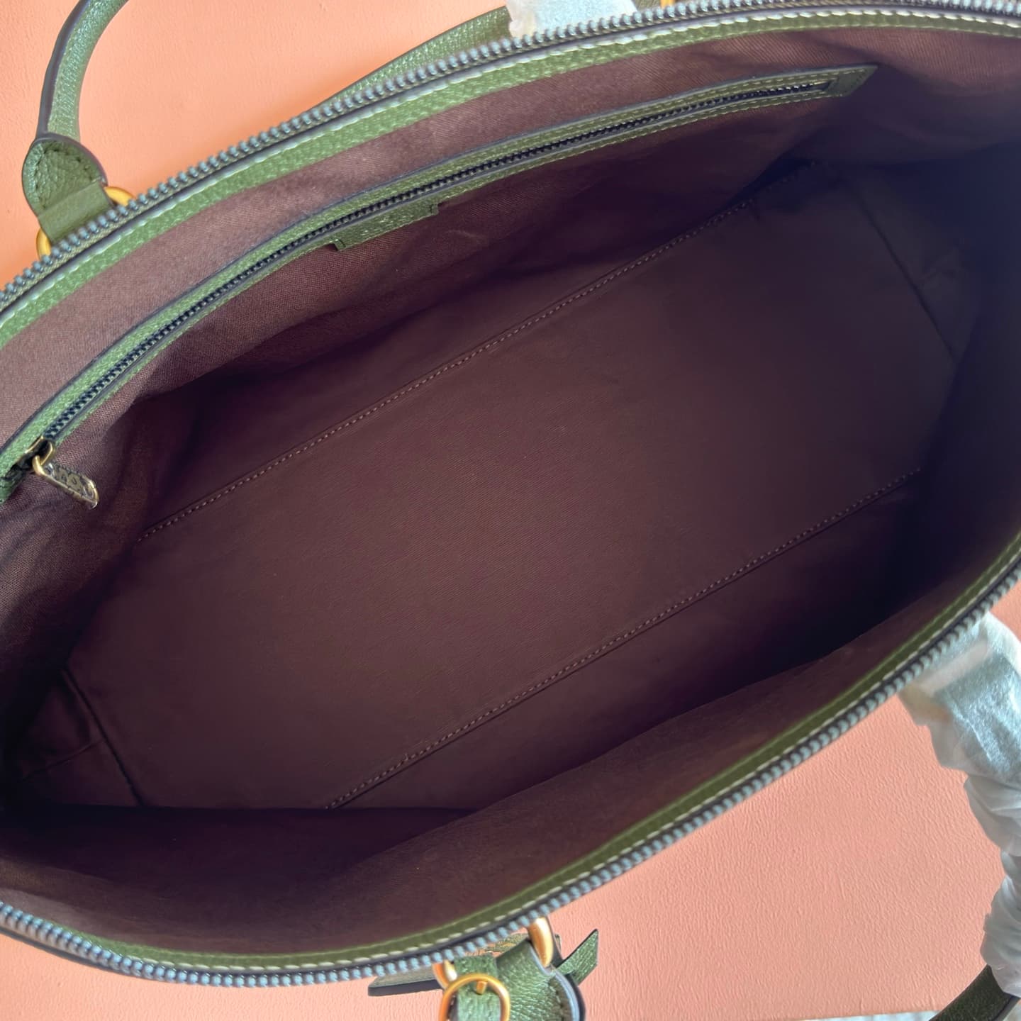 Gucci Savoy medium duffle bag beige and ebony GG Supreme canvas 834469 High