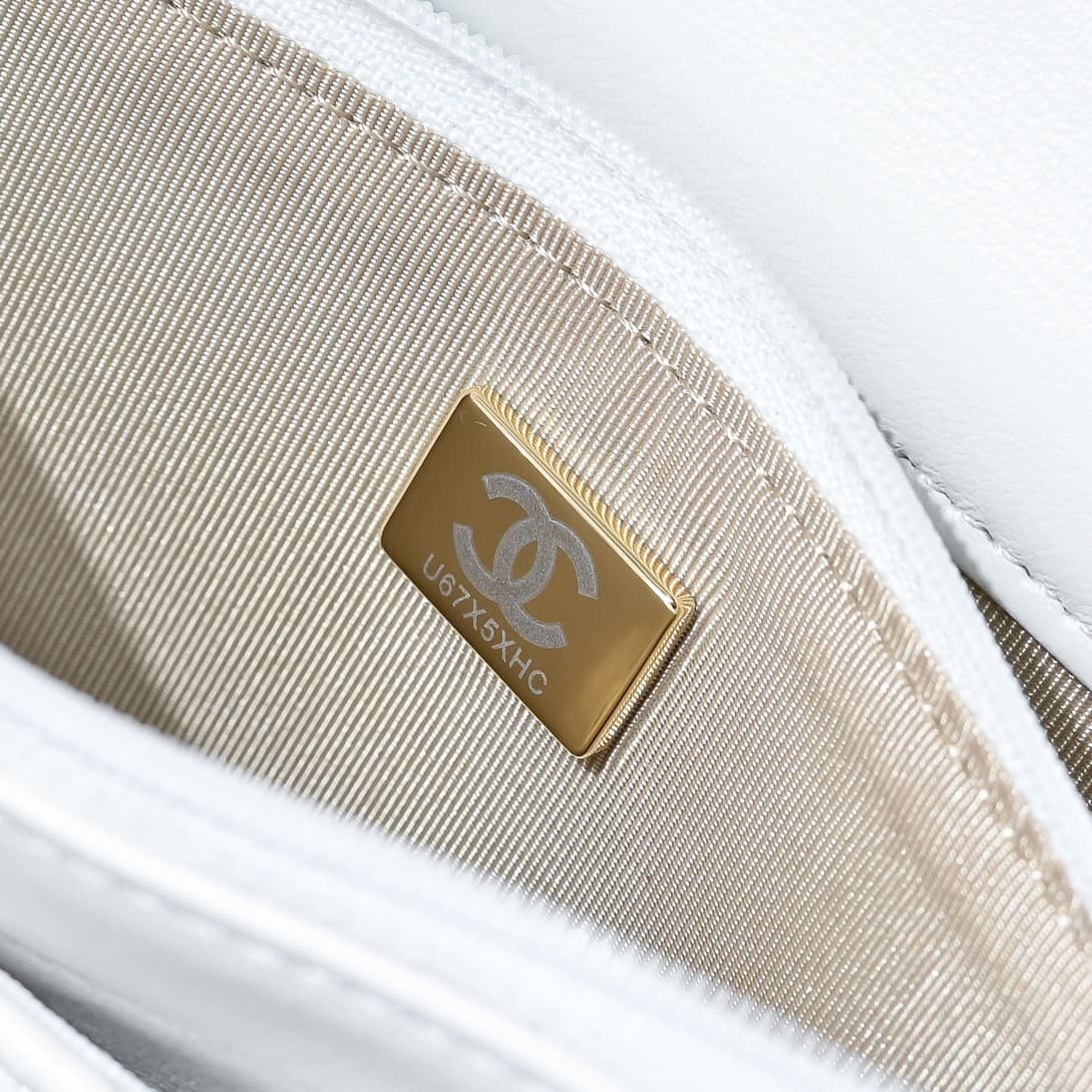 Chanel Wallet on Chain Quilted Leather & Gold-Tone Metal White AP3938 High