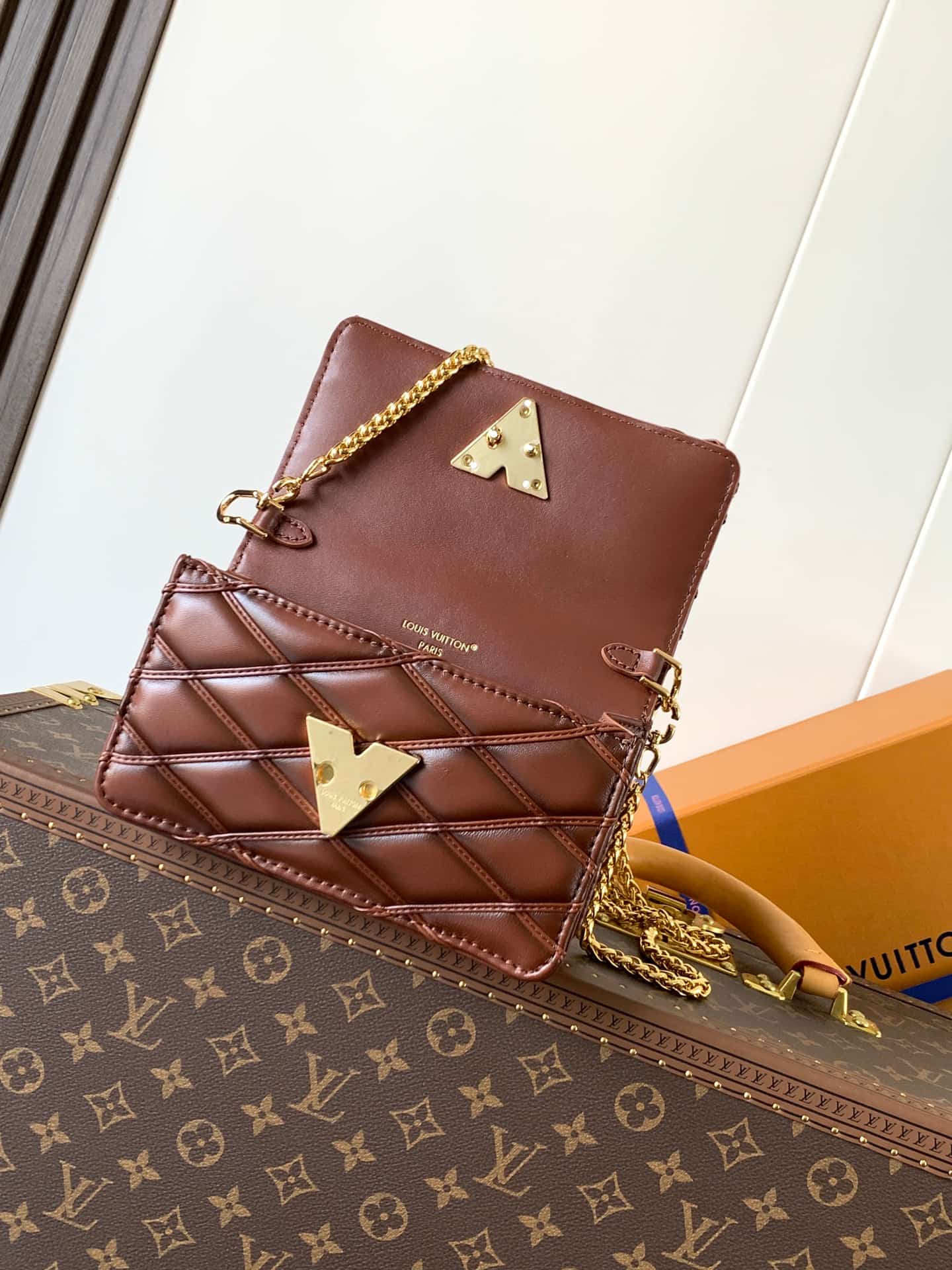 Louis Vuitton Wallet On Chain GO-14 Tan Lambskin leather M13841 High