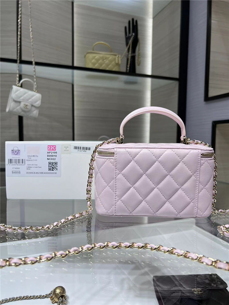 Chanel VANITY WITH CHAIN AP2199 Lambskin & Gold-Tone Metal Pink High