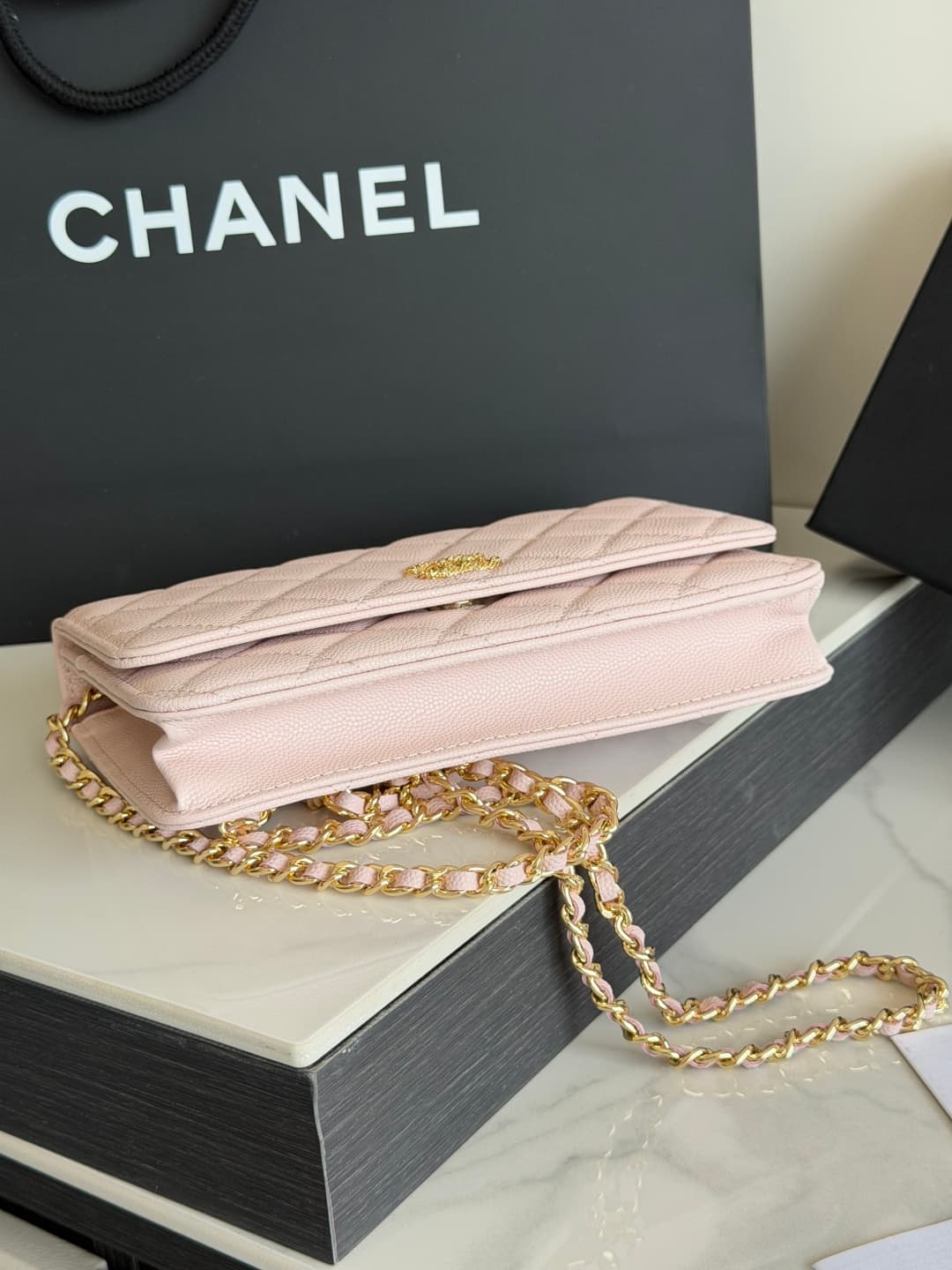 Chanel Wallet on Chain Shiny Grained Calfskin Strass & Gold-Tone Metal Pink AP5073 High