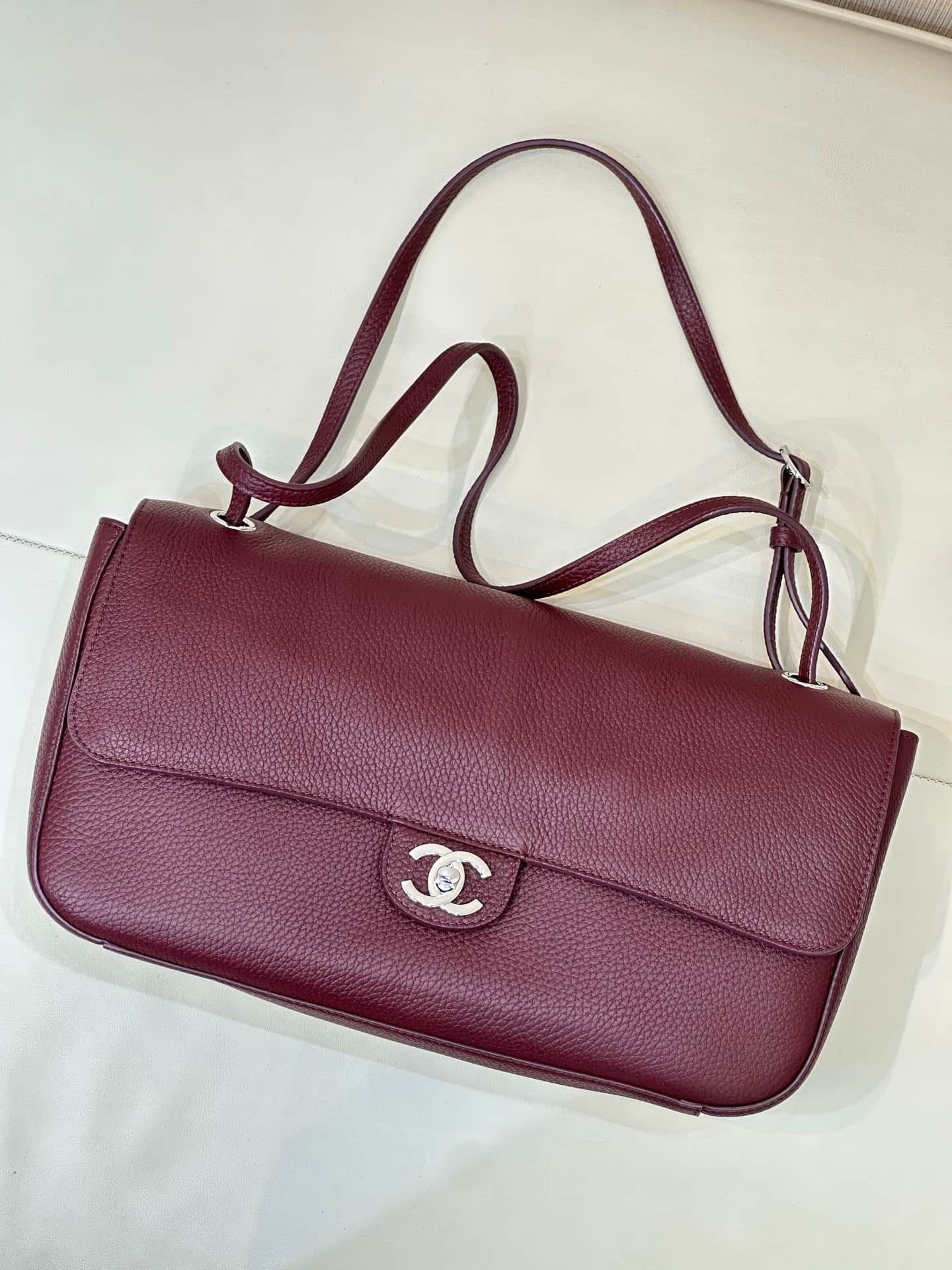 Chanel Maxi Flapbag Grained Calfskin & Silver-Tone Metal Claret AS6231 TOP