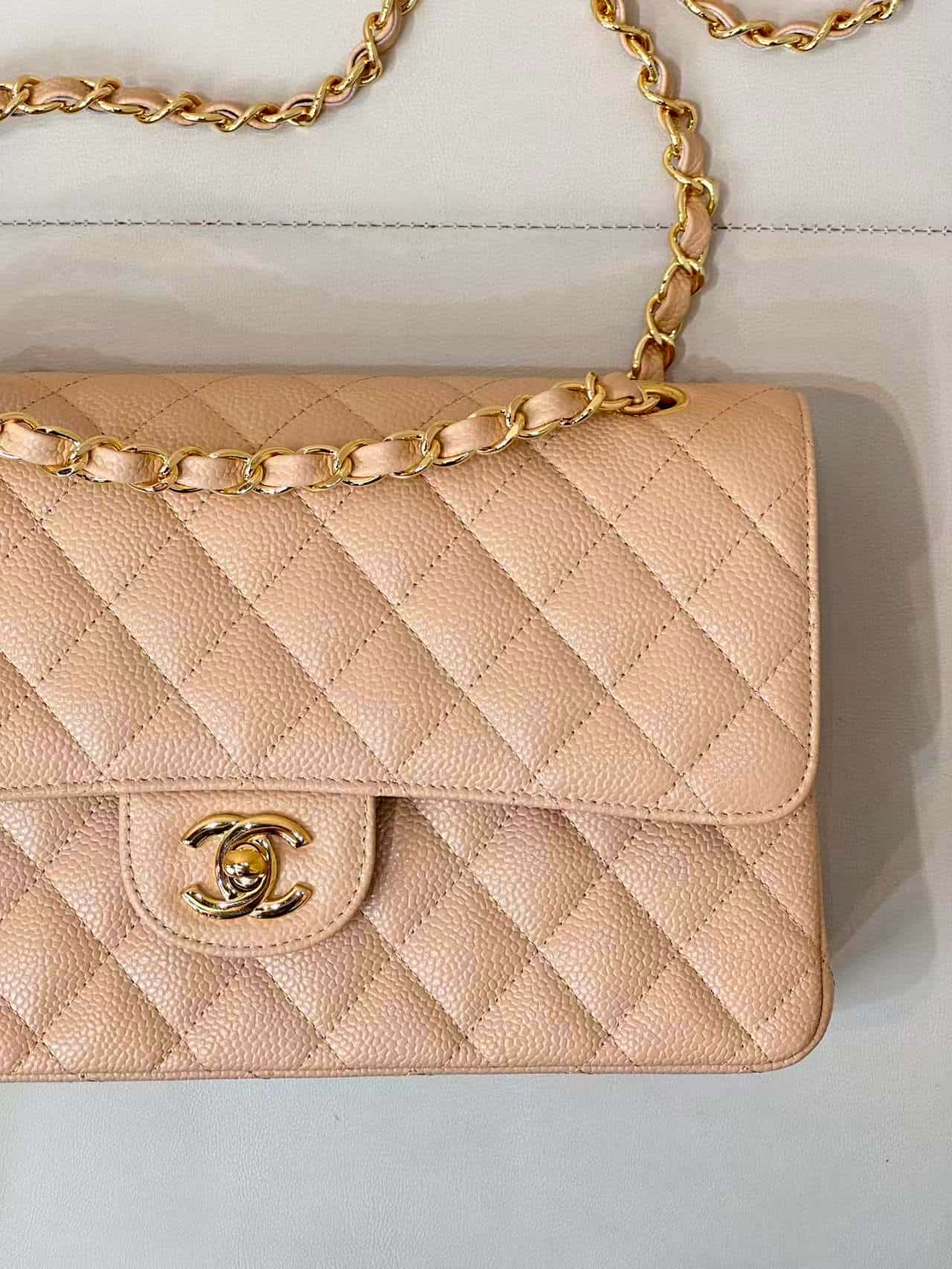 Chanel Medium CLASSIC HANDBAG Grained Calfskin & Gold-Tone Metal Beige TOP