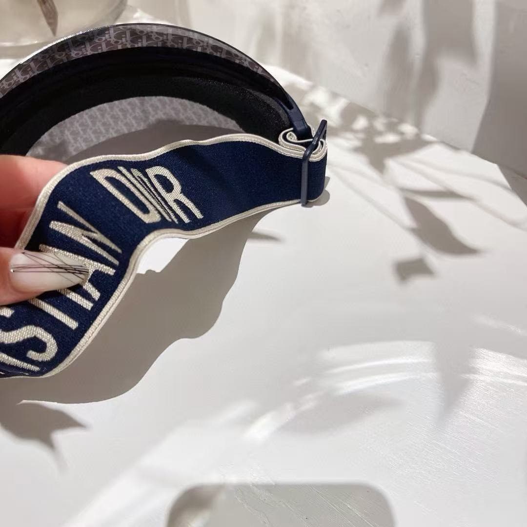 Dior Oblique DiorClub V1U Sun Visor