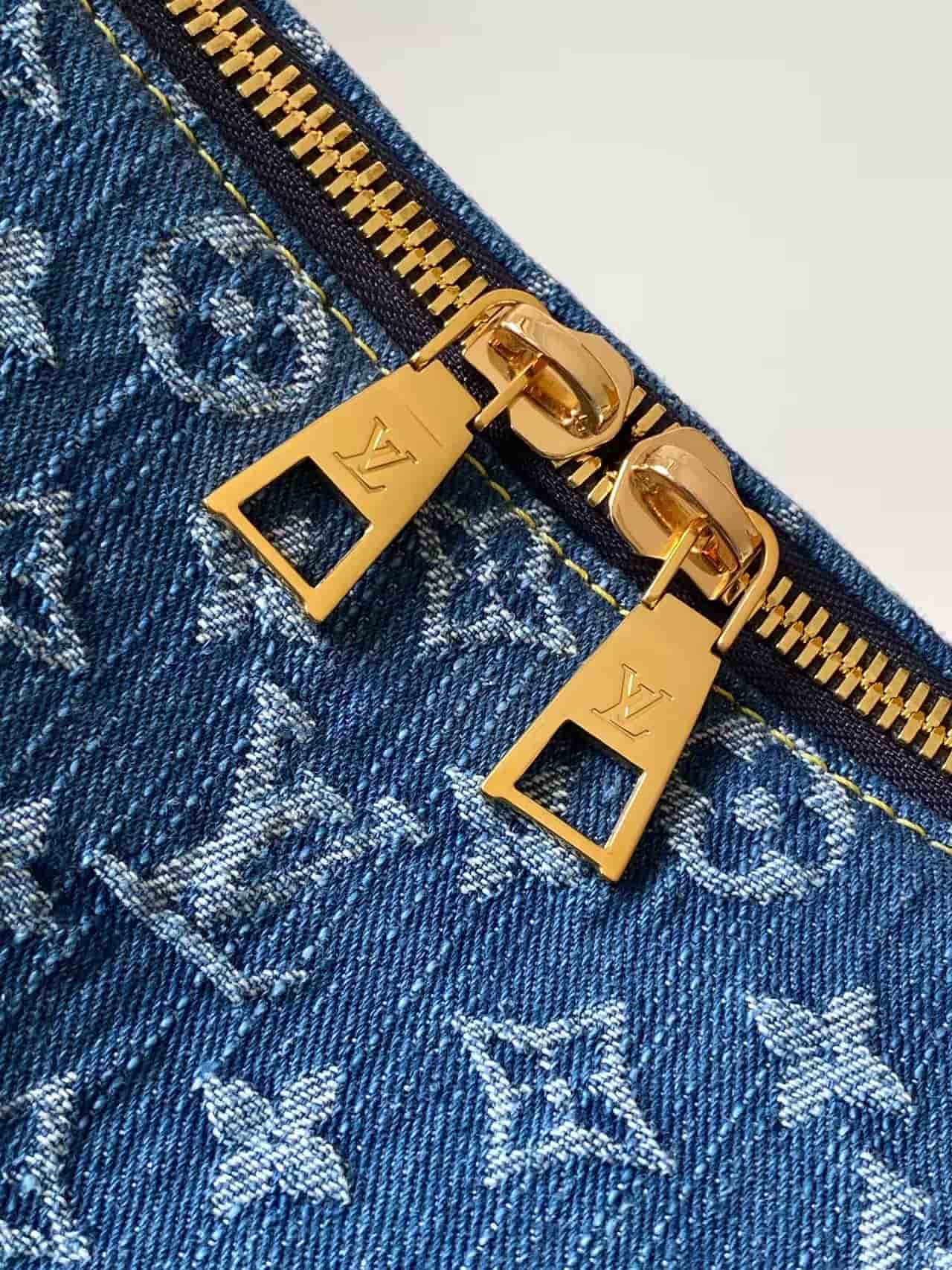Louis Vuitton Coussin Hobo MM Blue Denim GOTS Cotton M28331 High