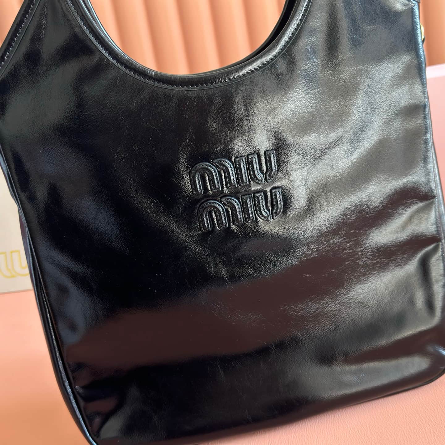 Miu Miu Ivy Calfskin leather bag Black 5BG231 TOP