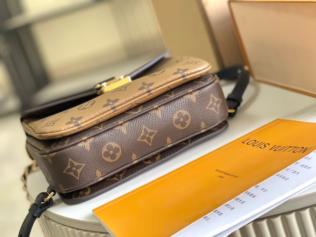 Louis Vuitton Pochette Métis Backpack Monogram and Monogram Reverse M11941 TOP