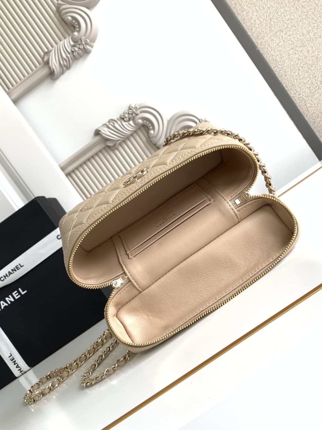 Chanel VANITY WITH CHAIN AP4407 Grained Calfskin & Gold-Tone Metal Champagne High