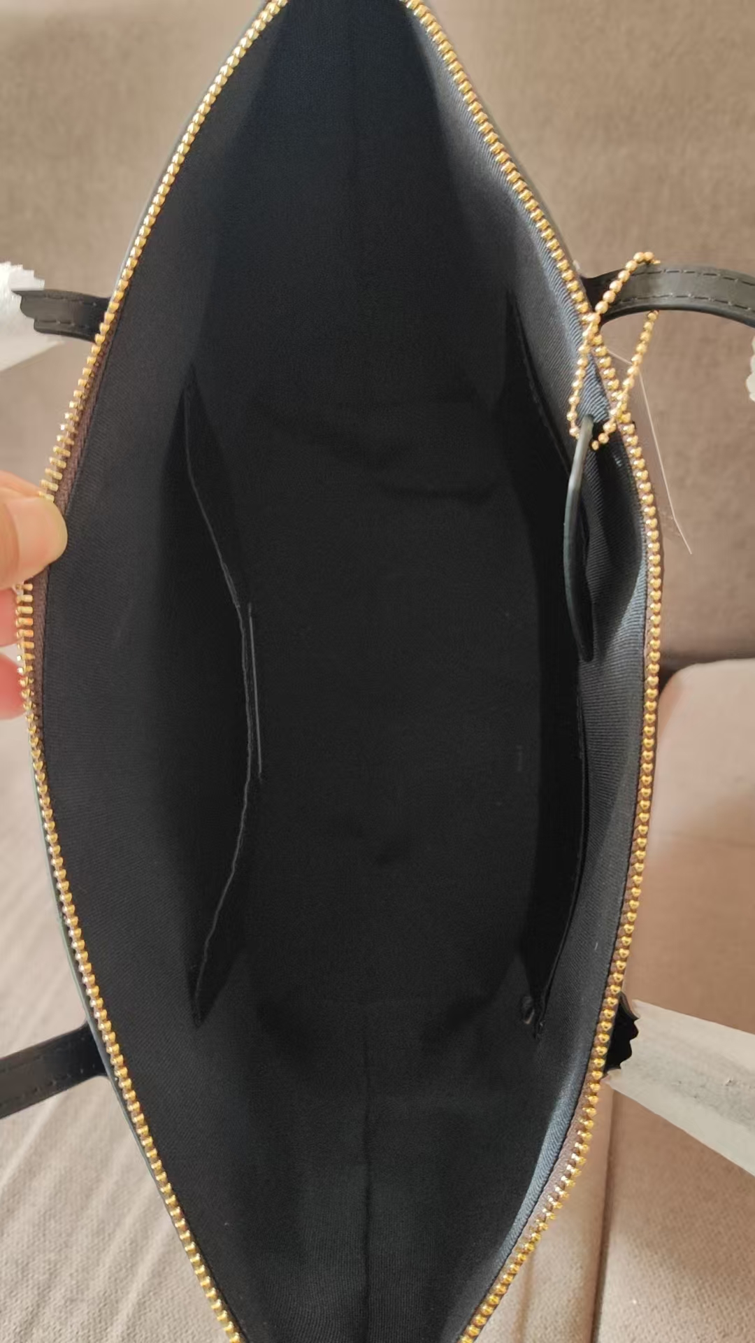 Coach Fiona Zip Tote Bag In Signature Canvas