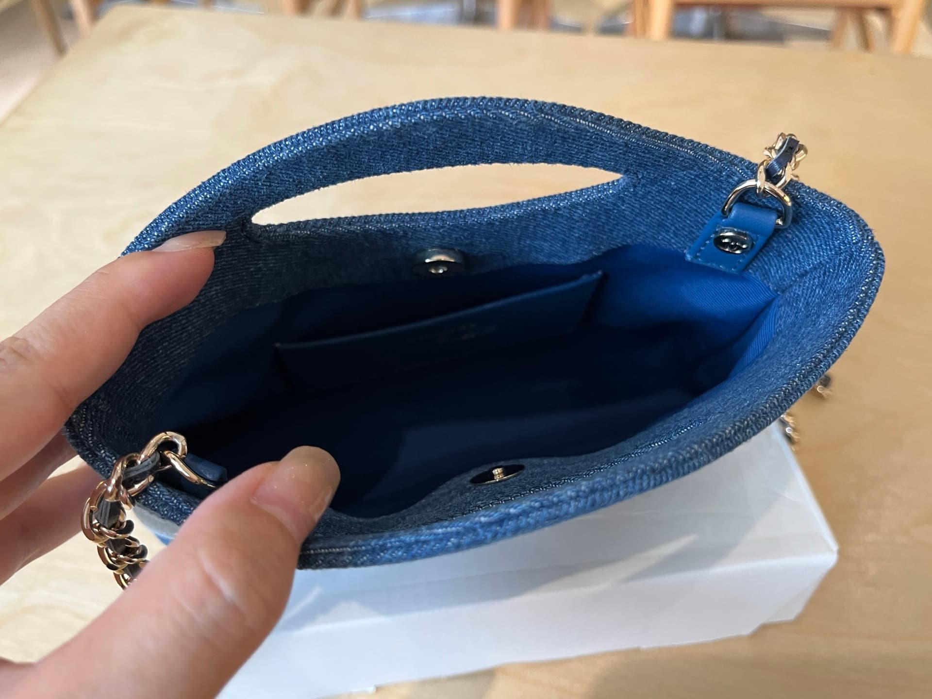 Chanel 31 Mini BAG Washed-Denim& Gold-Tone Metal AP3656 Blue A
