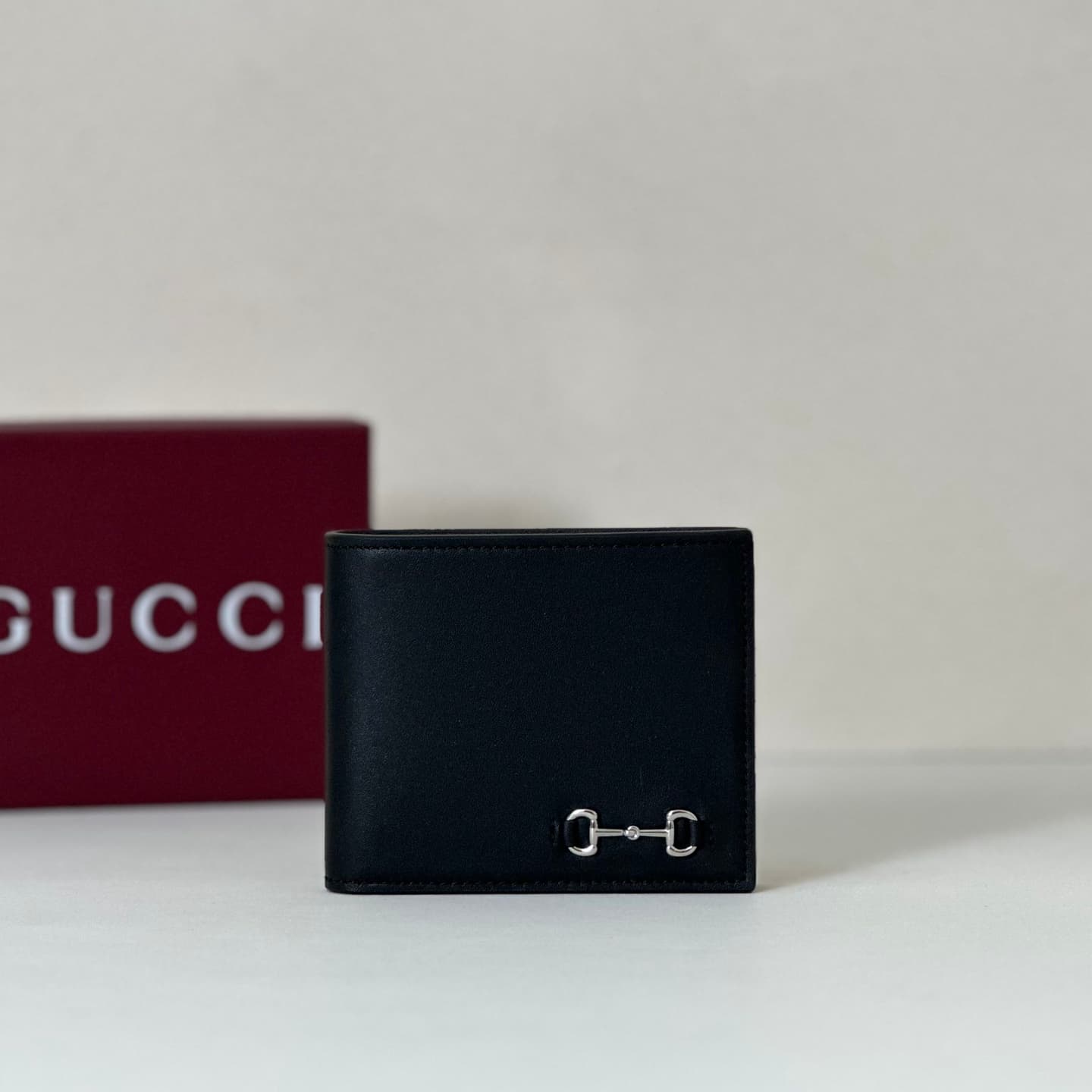Gucci Bi-fold wallet with Horsebit 846950 Black leather High