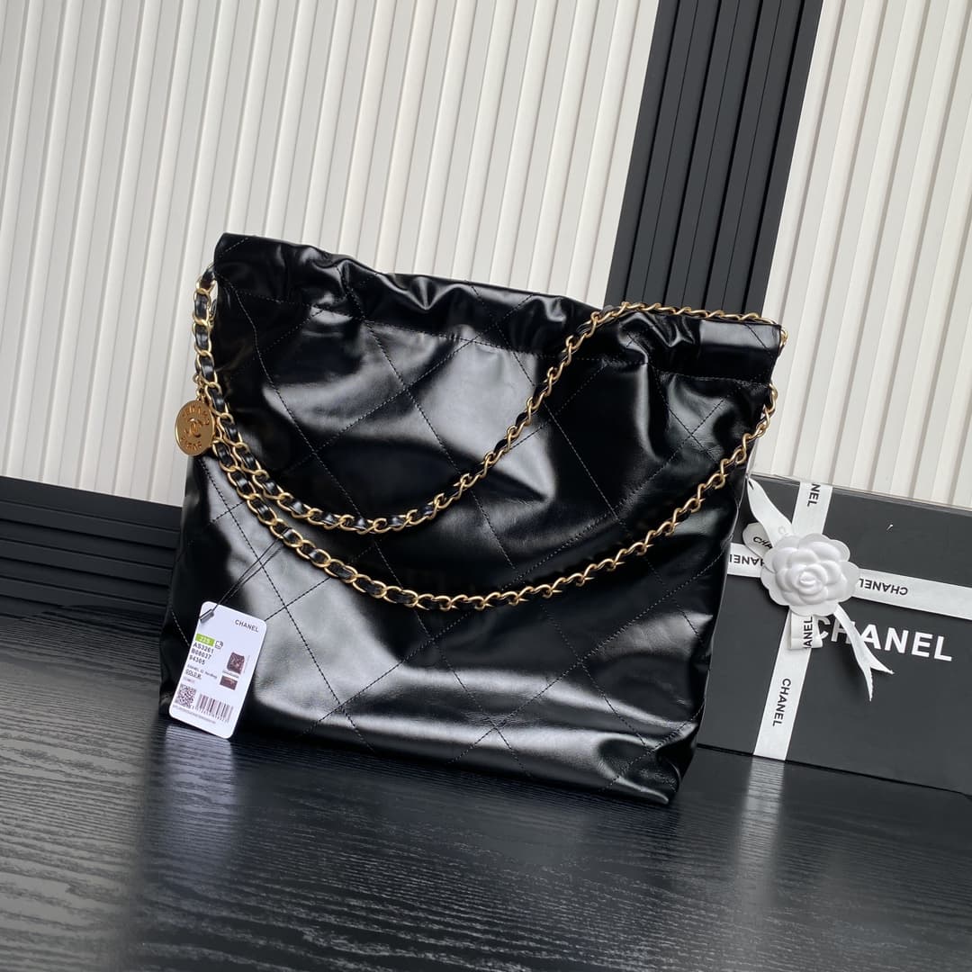 Chanel 22 MEDIUM HANDBAG Shiny Calfskin & Gold-Tone Metal AS3261 Black High