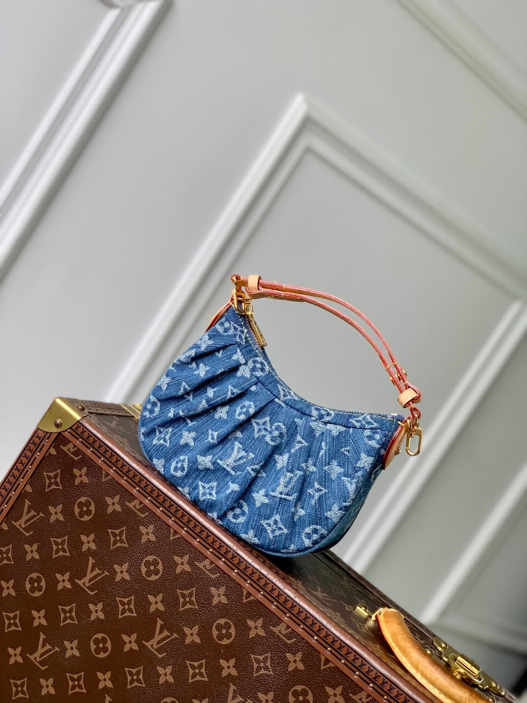 Louis Vuitton Pochette Valley Monogram Denim Blue M13571 High