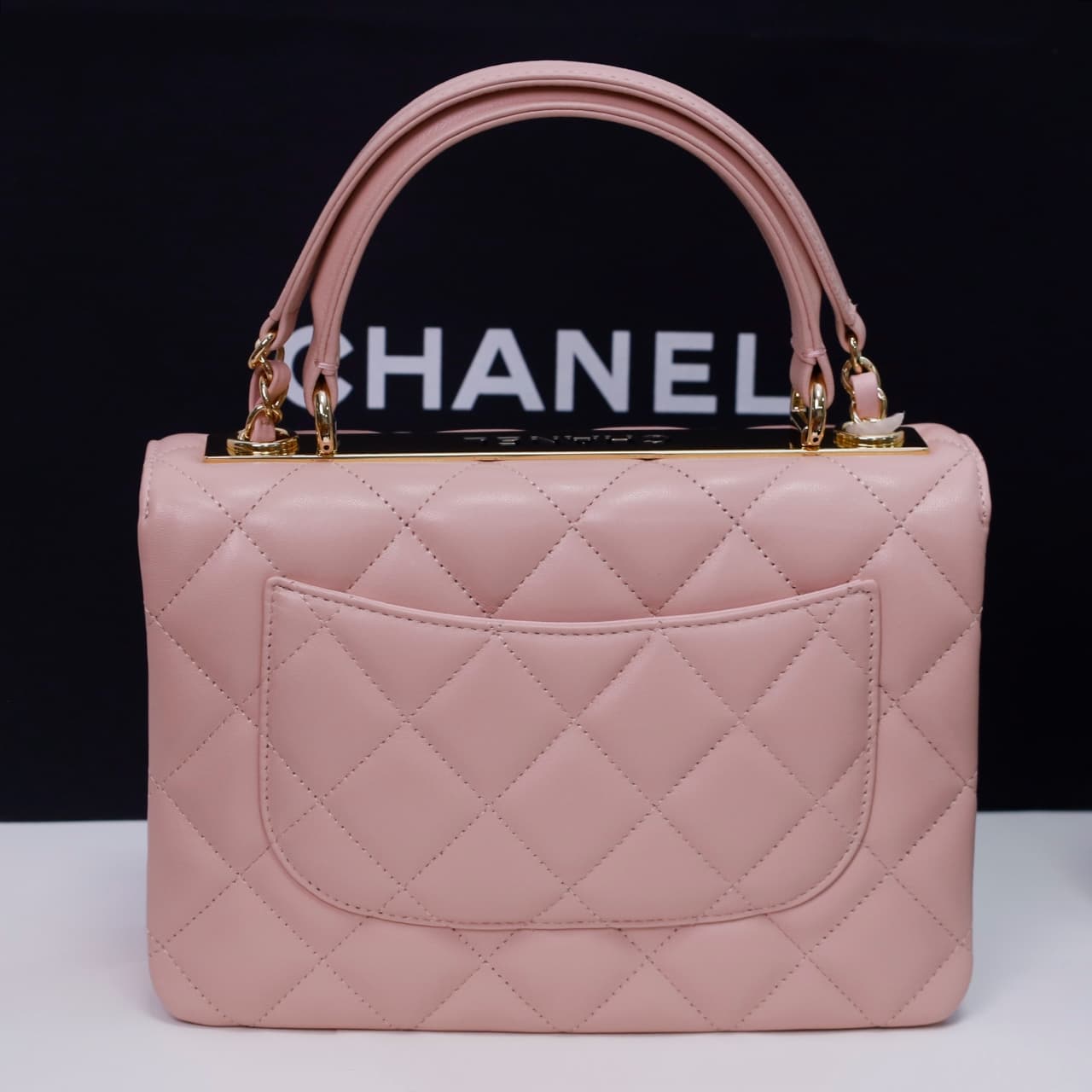 SMALL FLAP BAG WITH TOP HANDLE Lambskin Gold Metal Pink A