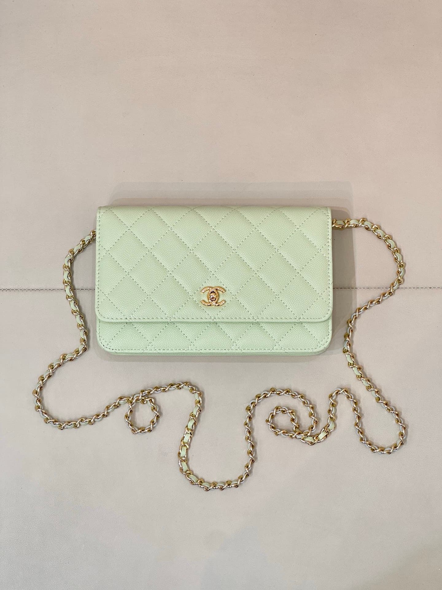 Chanel Classic Wallet on Chain Grained Shiny Calfskin& Gold-Tone Metal AP4241 Light Green TOP