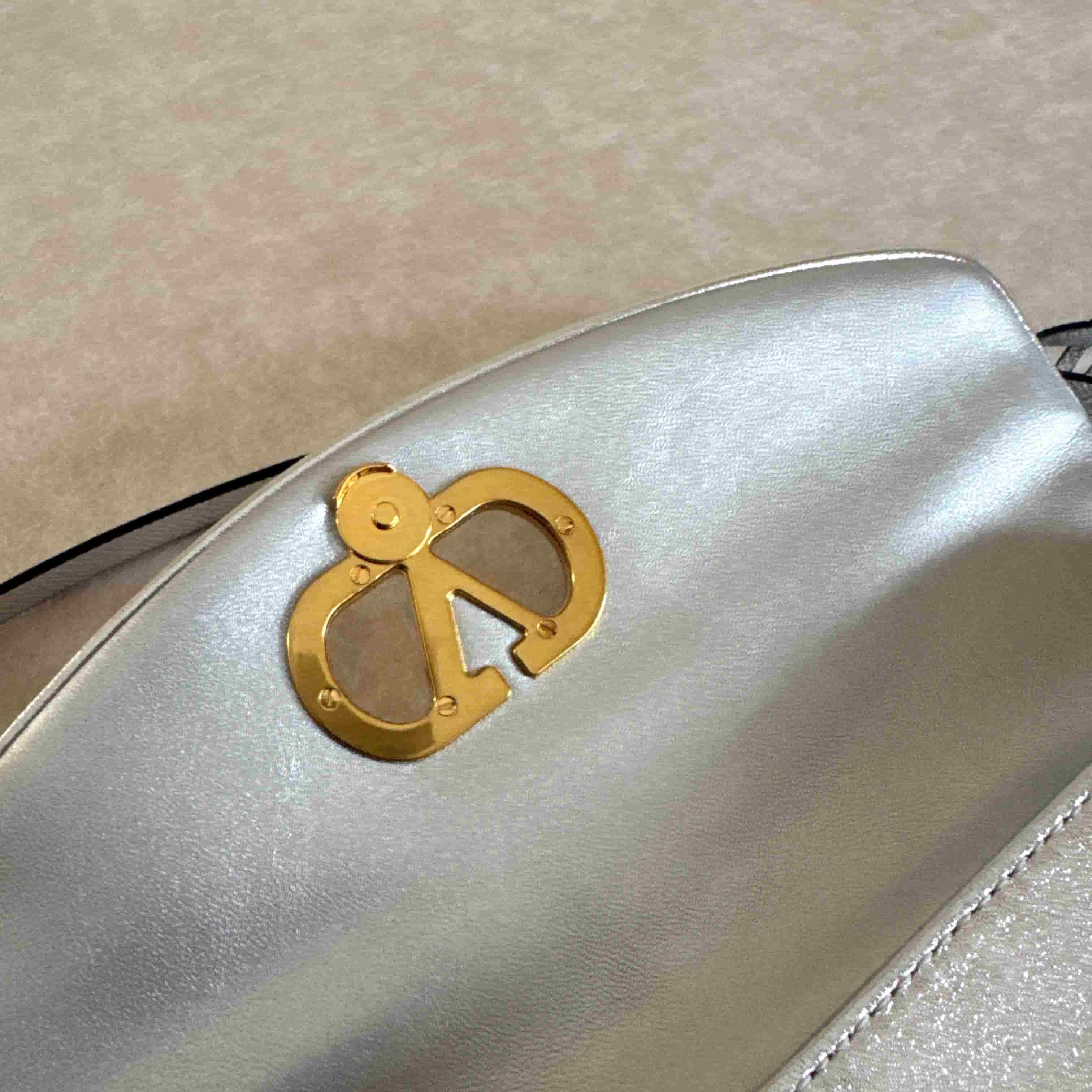 Valentino Garavani DeVain Small Shoulder Bag in Laminated Nappa Leather High