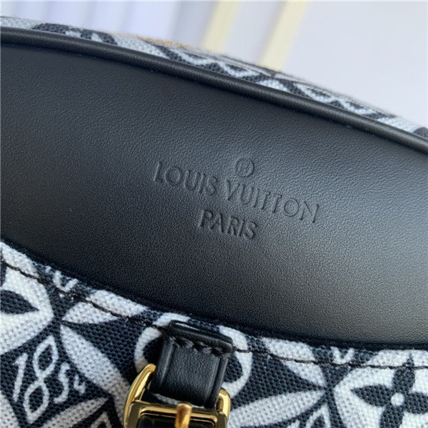 Louis Vuitton Future Trunk Calf leather M21935 High