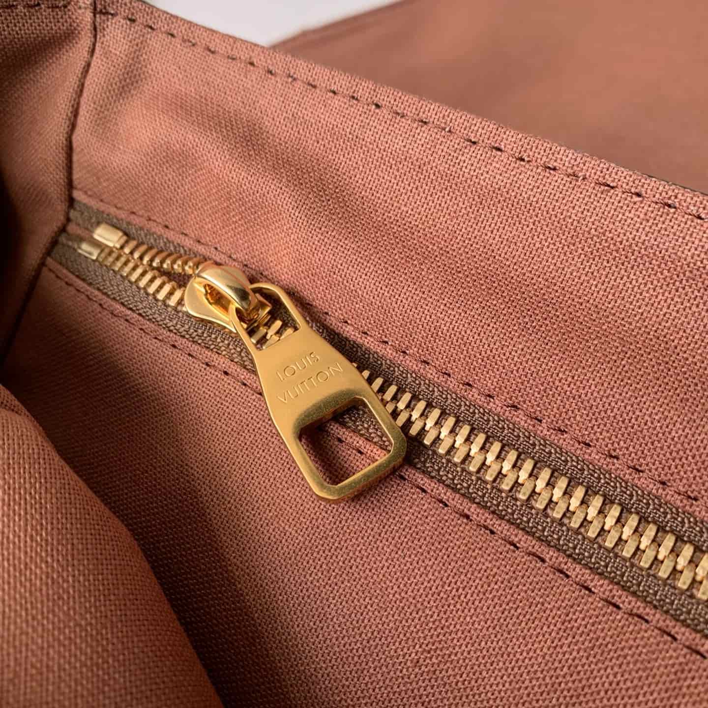 Louis Vuitton Christopher Messenger Monogram Archive coated canvas M28115 High
