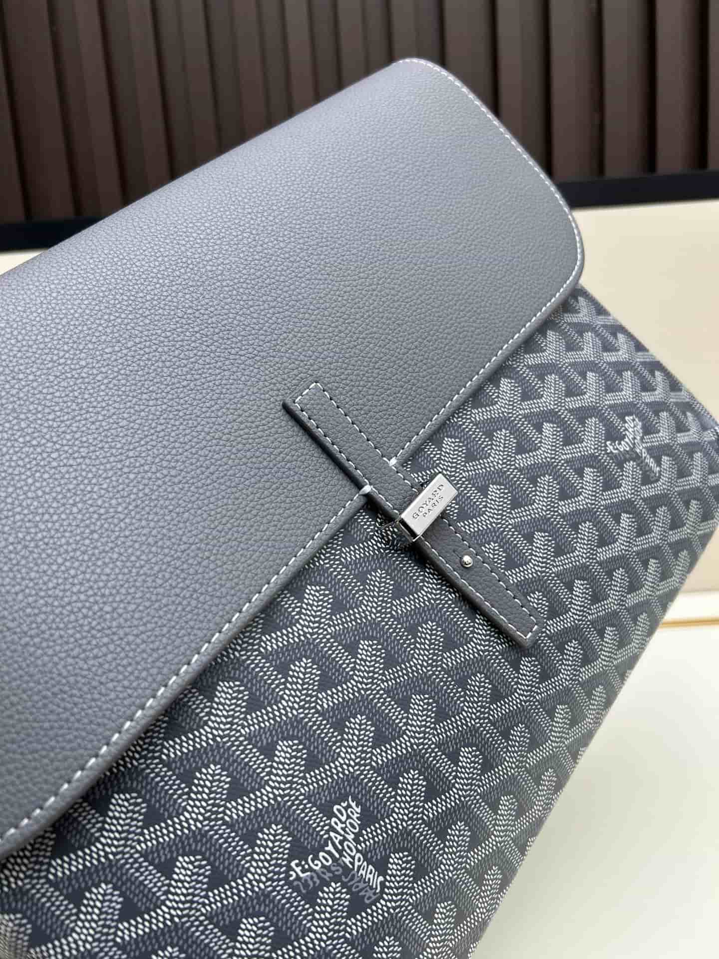 Goyard Coursier Messenger Bag Grey Mid