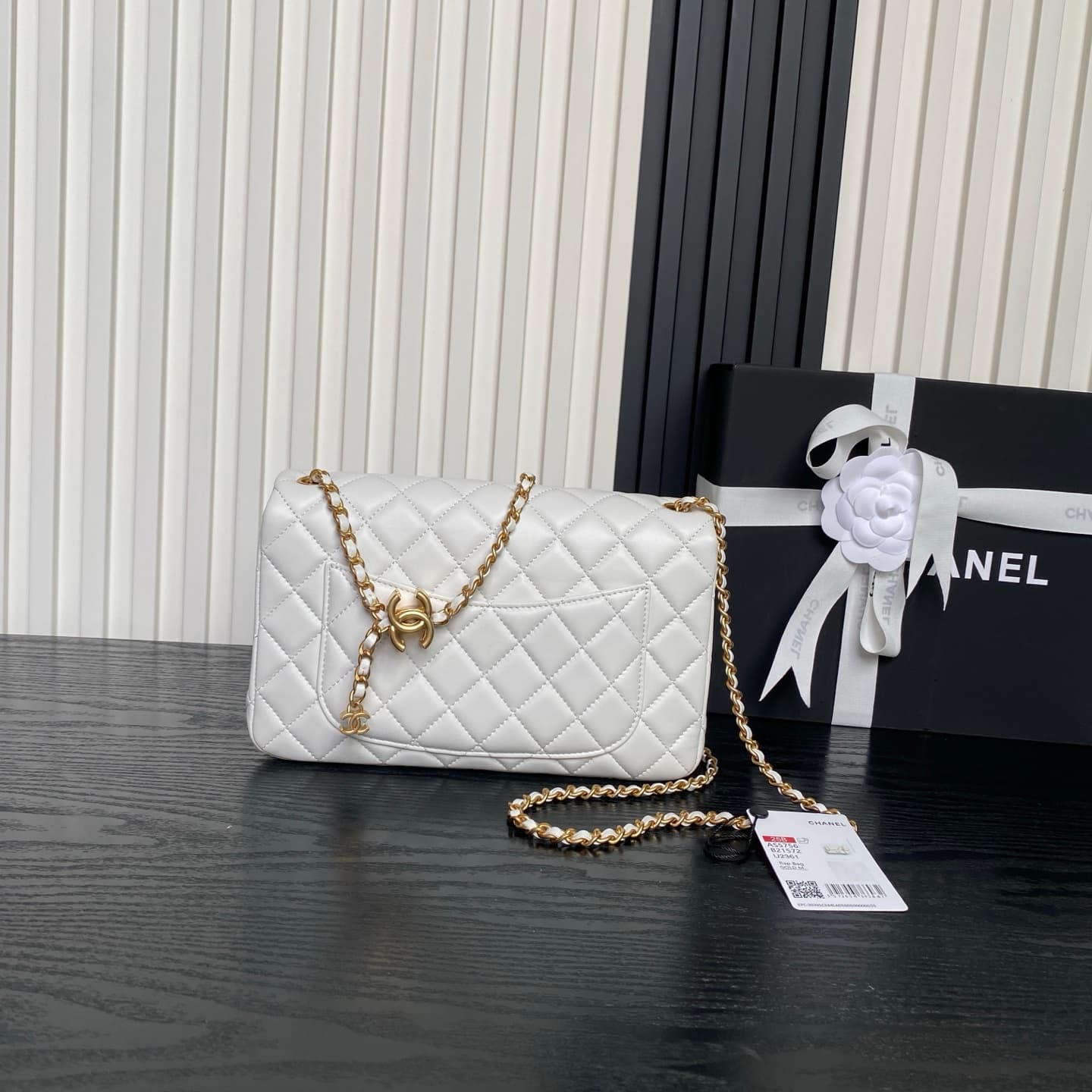 Chanel Classic Flap Bag Lambskin & Gold-Tone Metal AS5756 White High