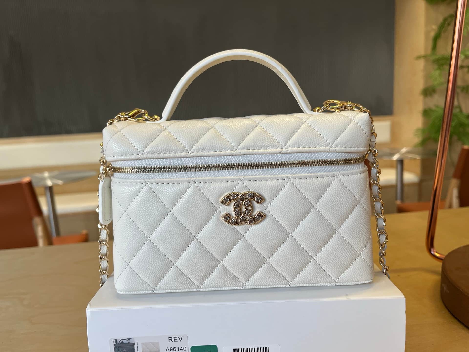 Chanel Vanity with Chain Grained Shiny Calfskin & Gold-Tone White A96140 A