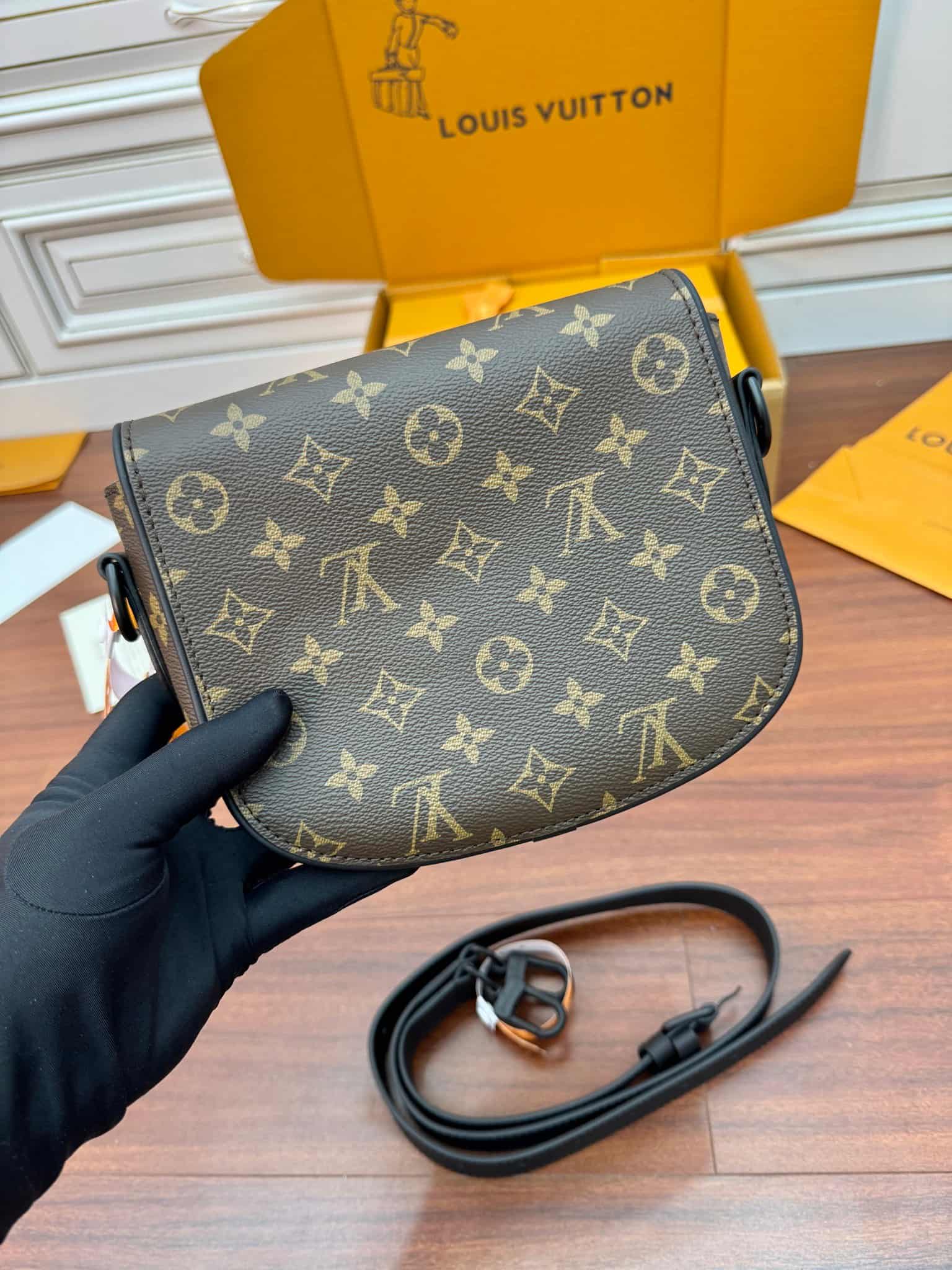 Louis Vuitton Montsouris Messenger PM Monogram Macassar coated canvas M47060 TOP
