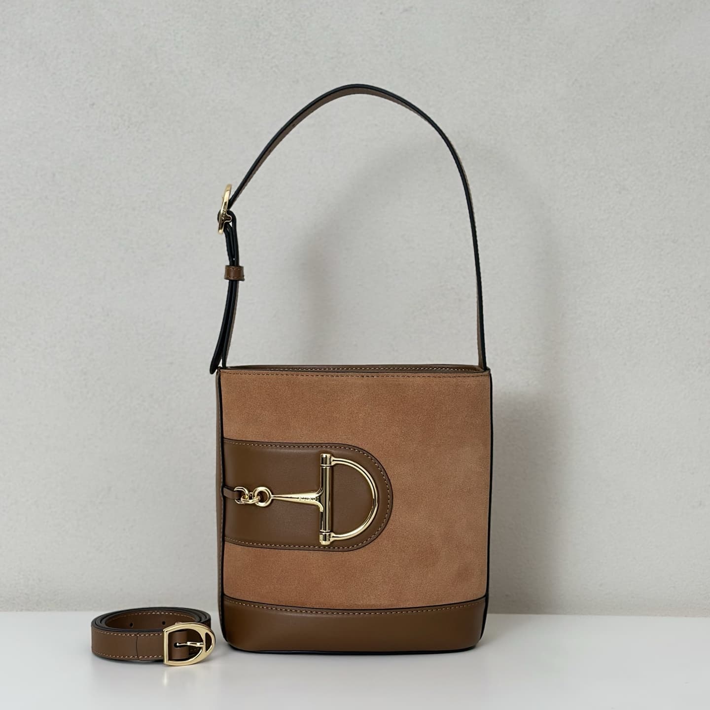 Gucci 73 small bucket bag 833665 High