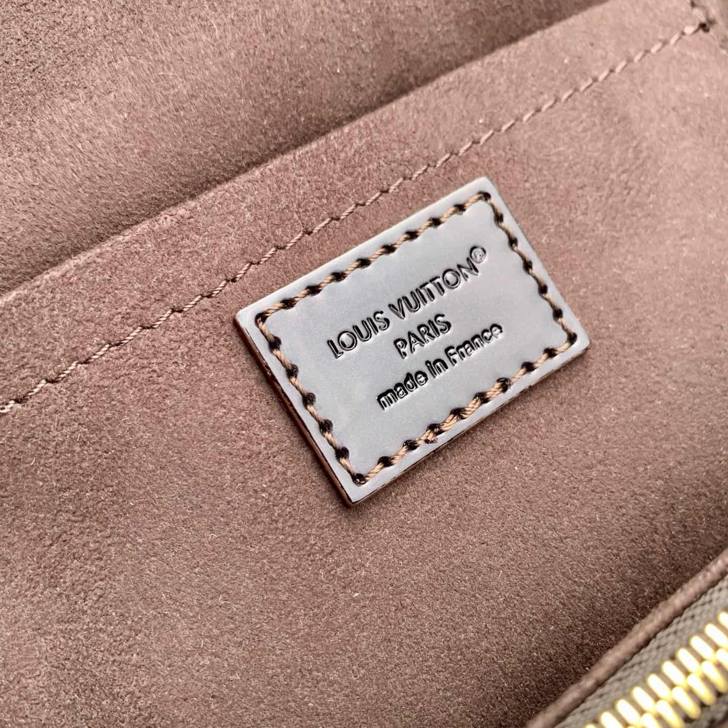 Louis Vuitton Cluny Mini Datewood Varnished cowhide leather M27173 High