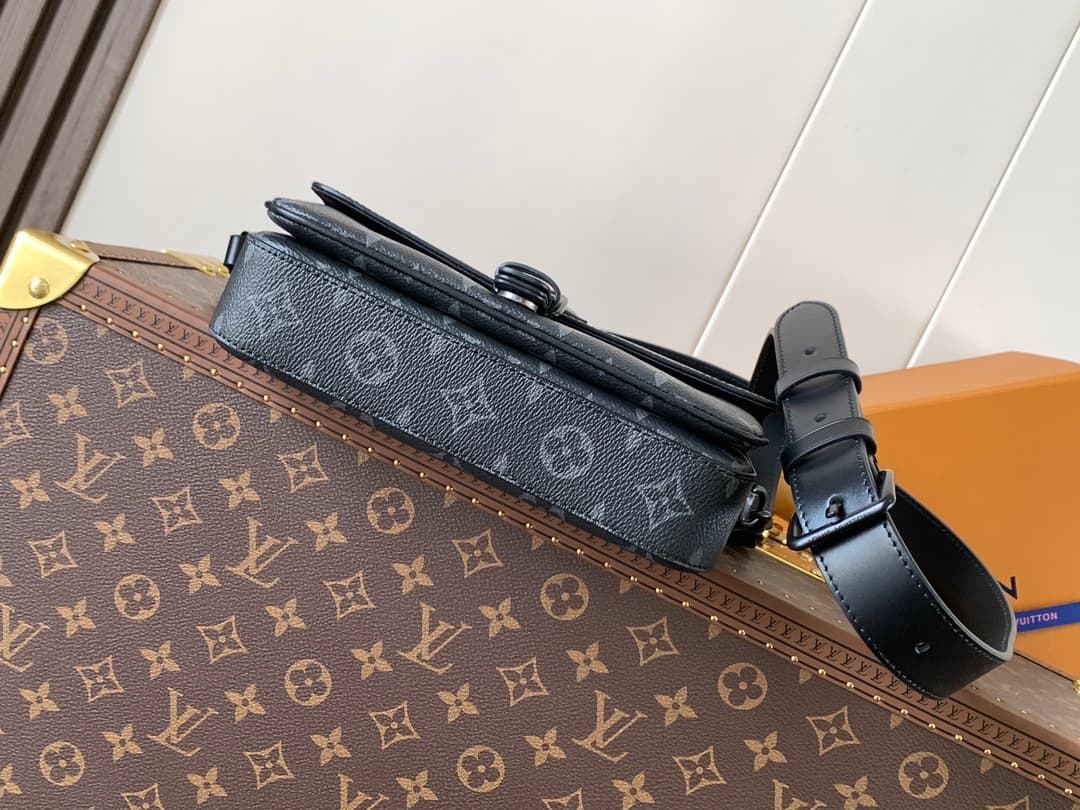 Louis Vuitton Montsouris Wearable Wallet Monogram Eclipse coated canvas M83567 High