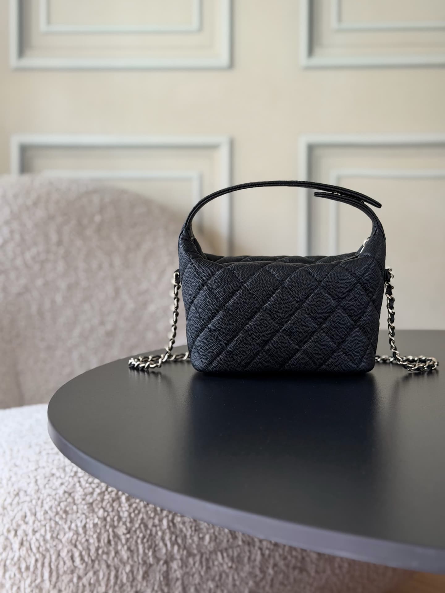 Chanel 25B hobo bag Caviar Calfskin& Gold-Tone Metal AP3387 Black A