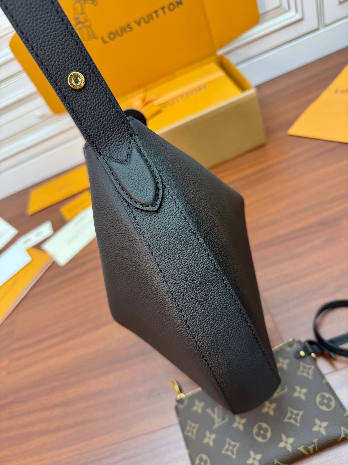 Louis Vuitton Low Key Cookie MM  Calf leather M14417 Black TOP