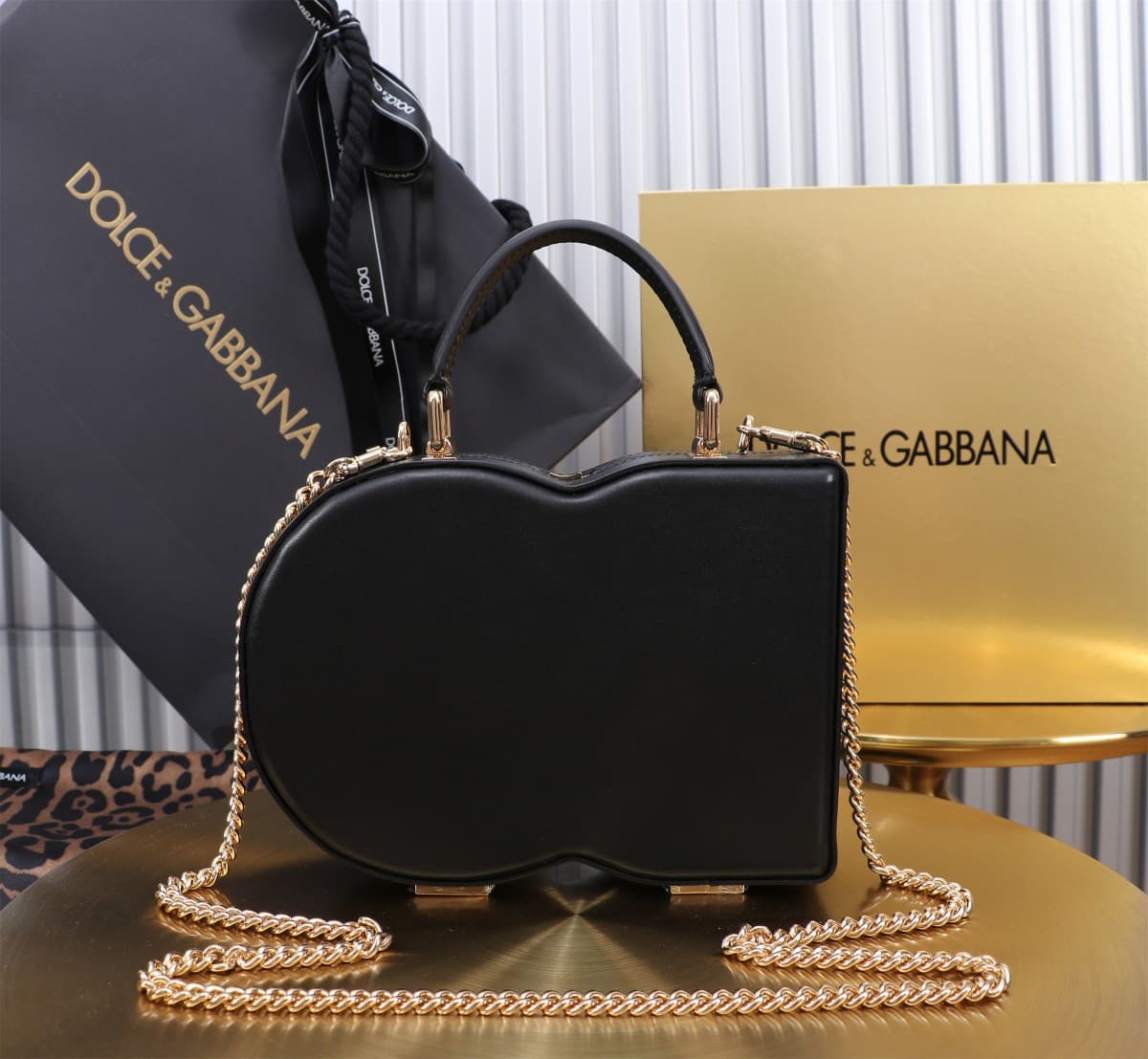 Dolce & Gabbana black leather DG Logo handbag high