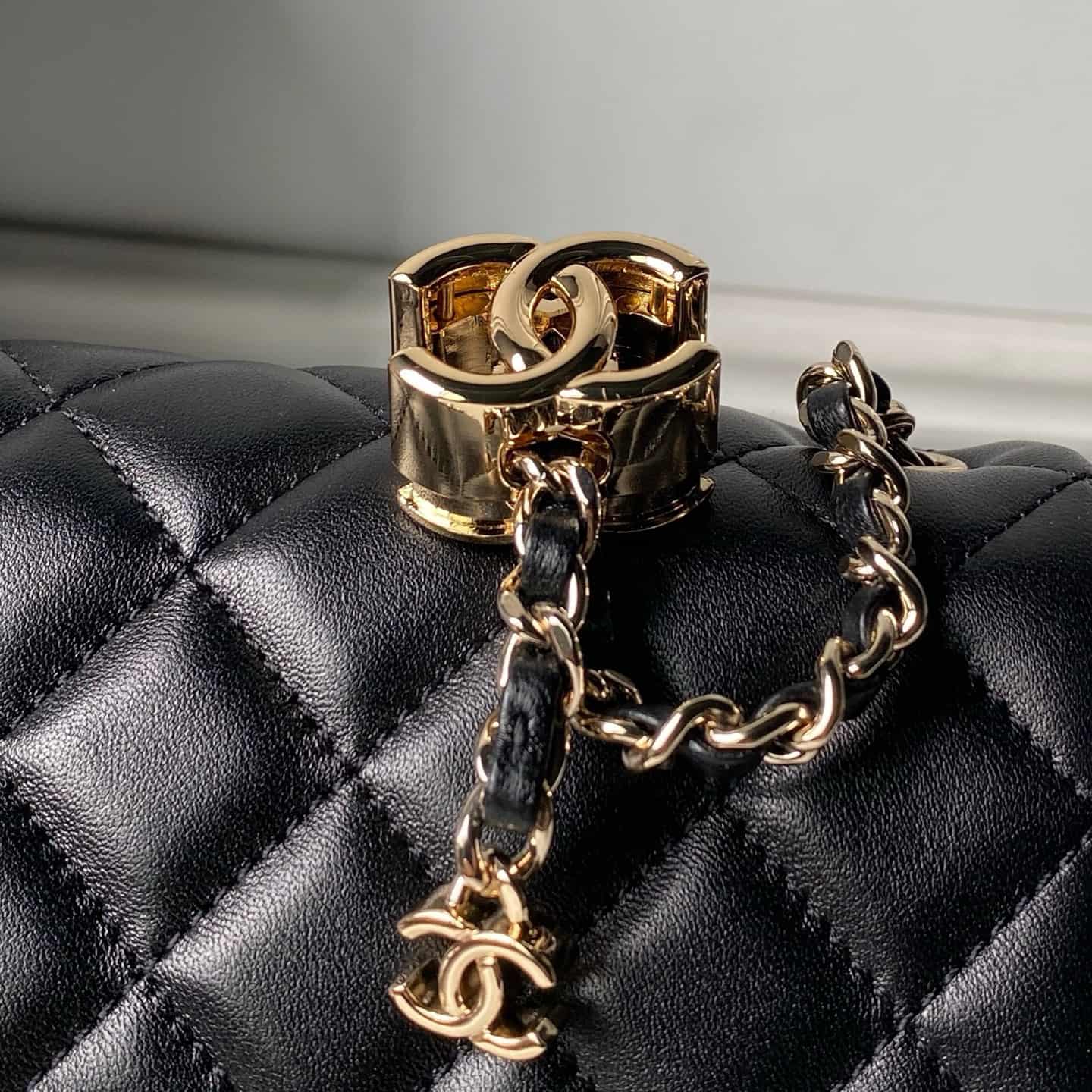 Chanel Classic Flap Bag Lambskin & Gold-Tone Metal AS5759 Black A