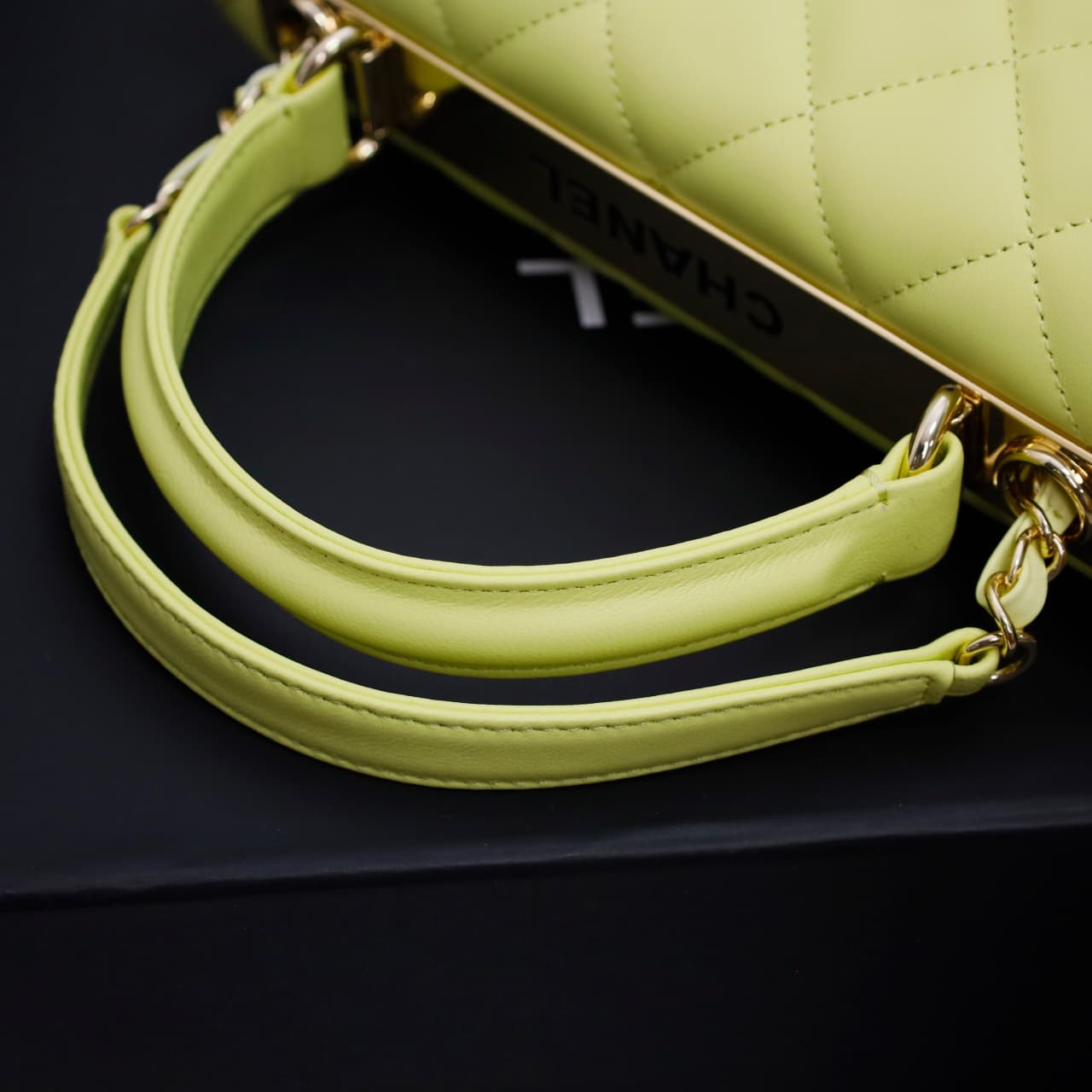 SMALL FLAP BAG WITH TOP HANDLE Lambskin Gold Metal Lemon yellow A