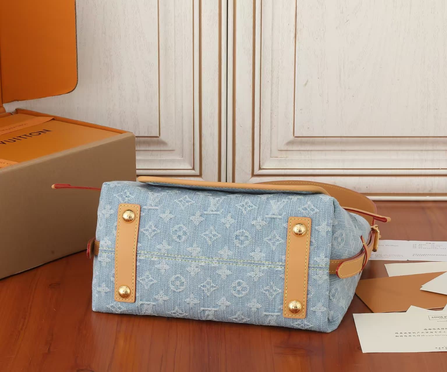 Louis Vuitton CarryAll PM M11462 High