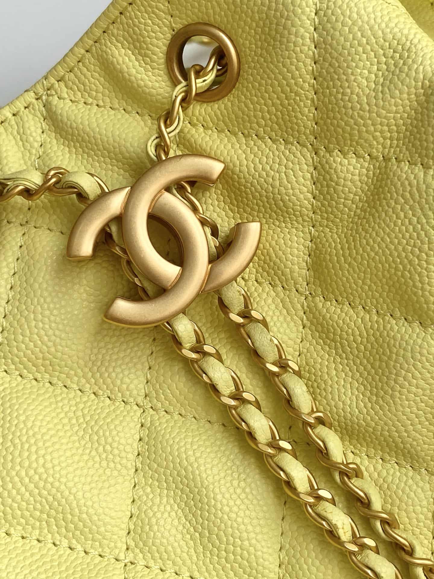 Chanel 25 Medium Hobo Medium handbag AS5311 Grained Calfskin & Gold-tone Metal Yellow A