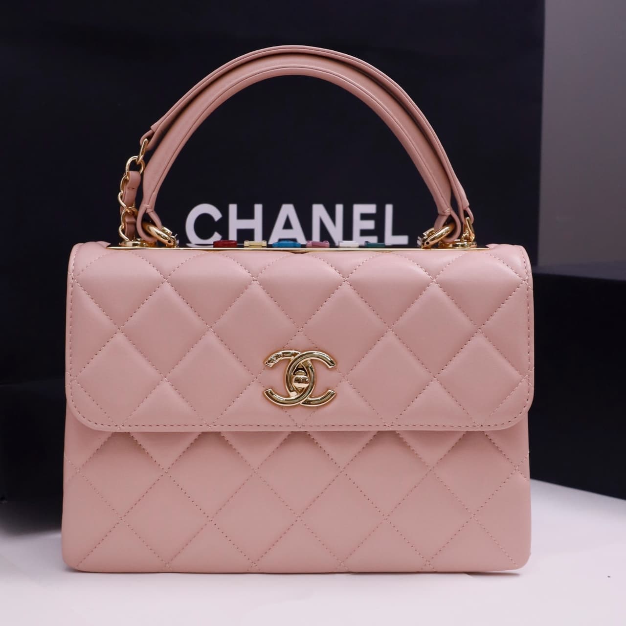 SMALL FLAP BAG WITH TOP HANDLE Lambskin Gold Metal Pink A