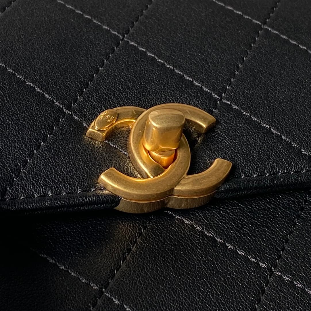 Chanel Flap Bag Calfskin Leather & Gold-Tone Metal Black AS5907 A