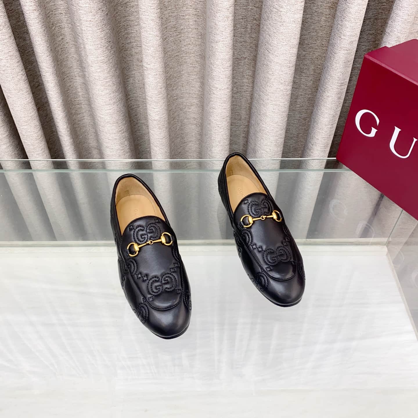 Gucci Loafer  shoes Women