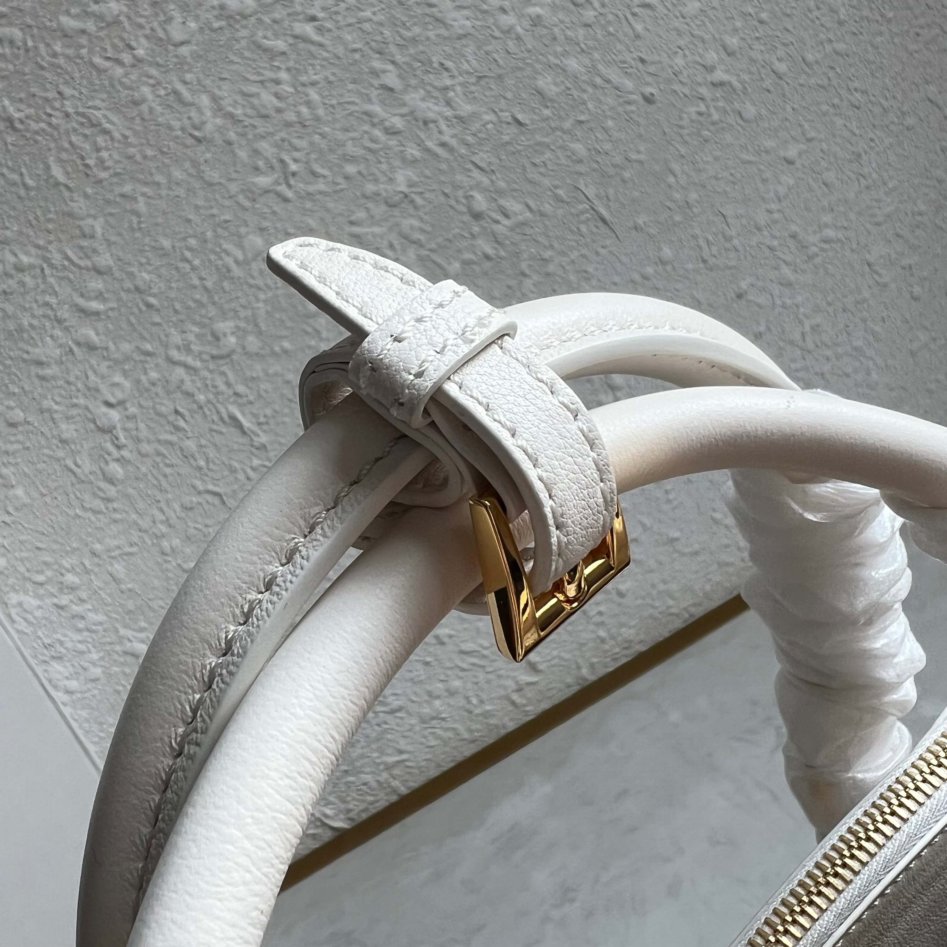Prada Galleria small Saffiano leather bag 1BA896 White High