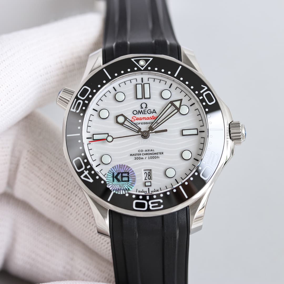 Omega Seamaster Diver 300M Watch TOP